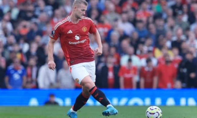 Matthijs de Ligt against Liverpool